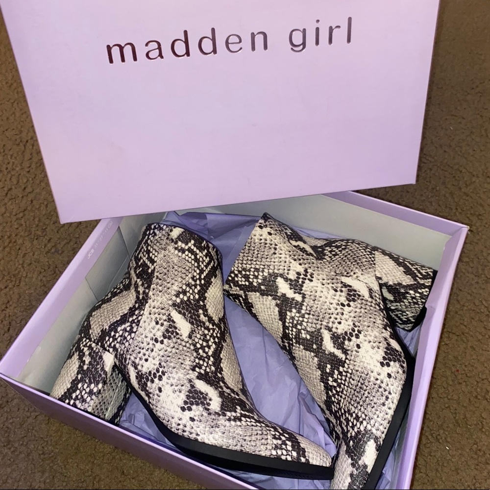 Madden Girl Snakeskin Dafni Boots